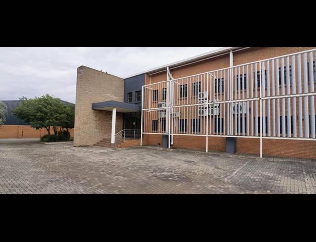 INDUSTRIAL PROPERTY TO RENT IN N4 GATEWAY INDUSTRIAL PARK